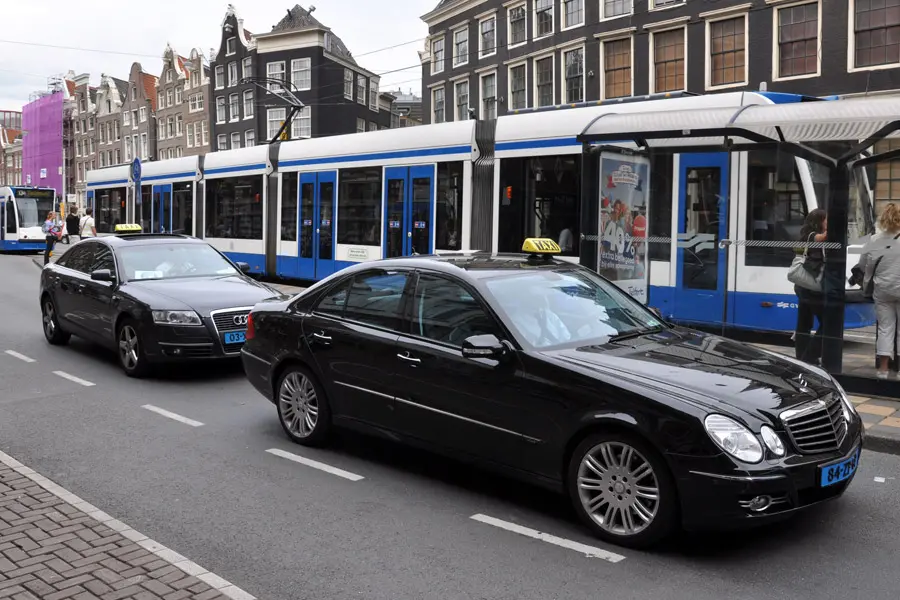 charles de gaulle chauffeur company